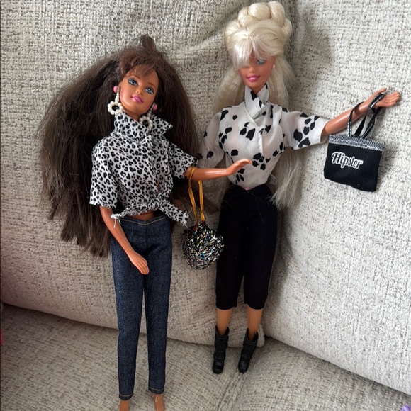 Fashionable Doll Set with Accessories - Picture 1 of 1